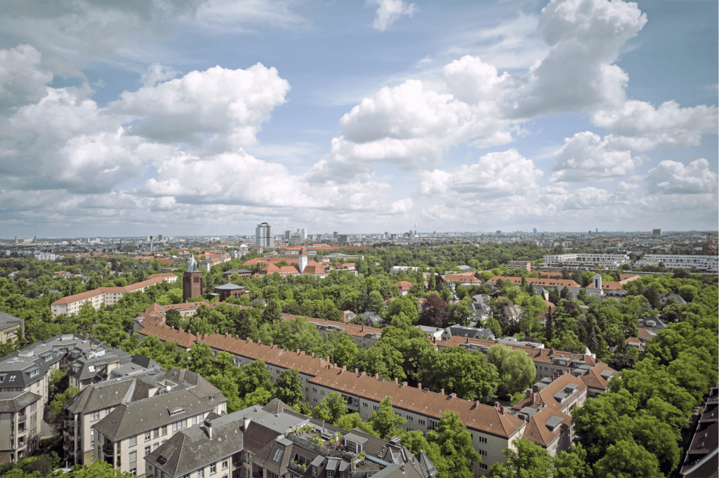 Drohnenbild der Nachbarschaft in Schmargendorf