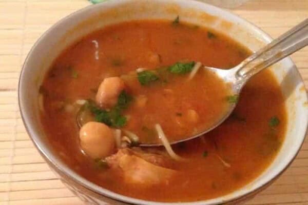 Chorba Marocaine : la Recette Traditionnelle du Ramadan