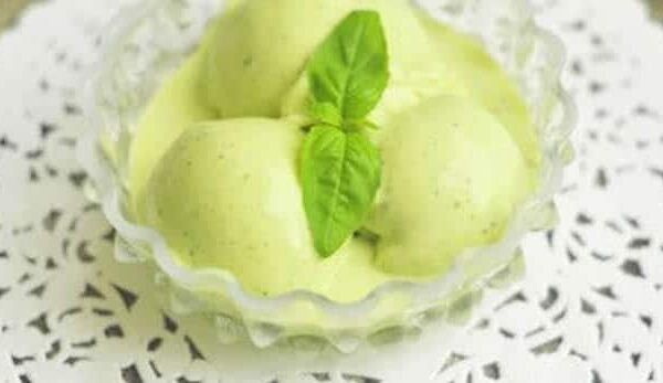 Crème glacée citron vert et basilic au Thermomix : recette originale