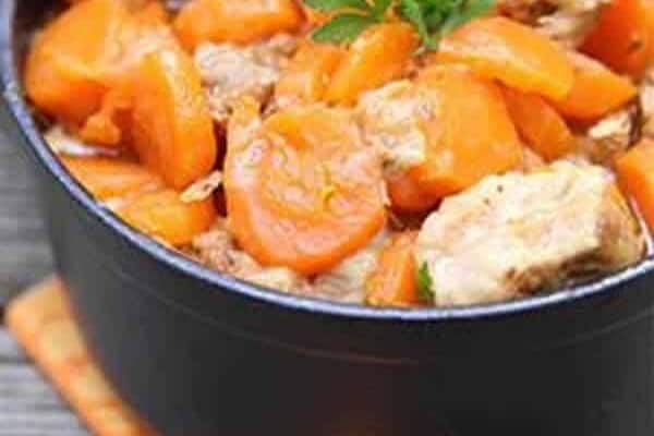 Poulet aux carottes light au Thermomix : recette légère à l'orange
