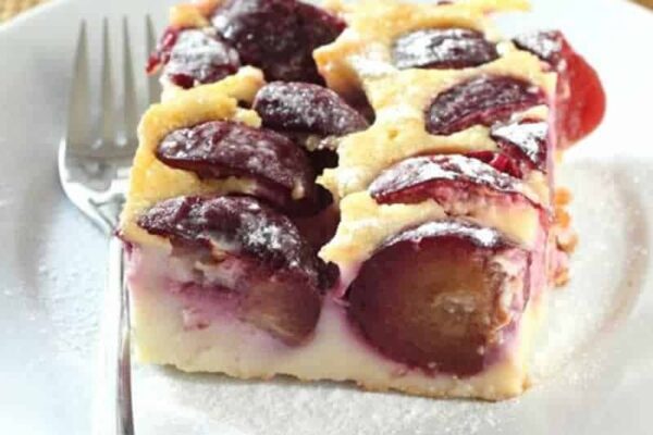Clafoutis aux Prunes au Thermomix : Recette Facile et Moelleuse