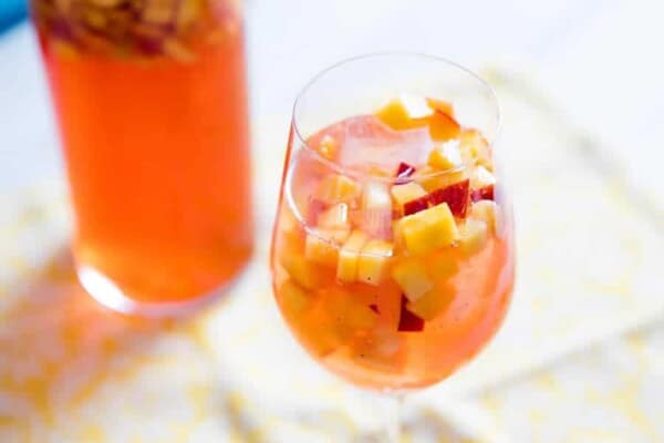 Sangria au Rosé au Thermomix : Recette Facile et Fruitée
