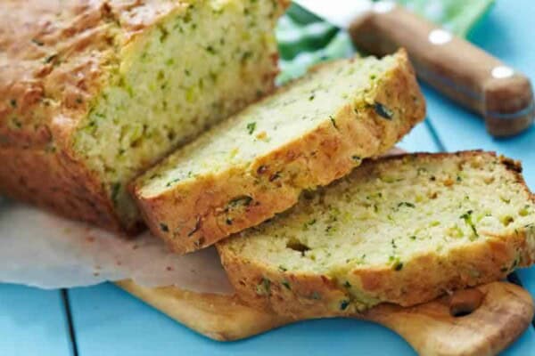 Cake à la Courgette et à la Vache qui Rit au Thermomix : Recette Facile et Fondante