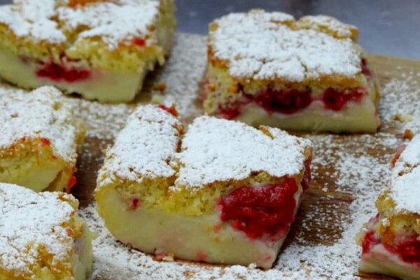 Gâteau Magique Framboise au Thermomix – 3 Couches, 1 Seule Pâte