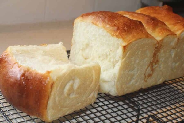 Pain de Mie Moelleux aux Blancs d'Œufs au Thermomix