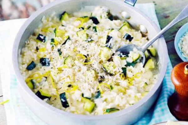 Risotto aux courgettes et au curry au Thermomix : recette crémeuse et parfumée