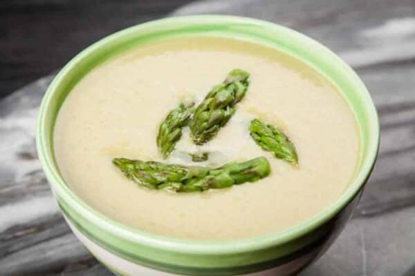 Velouté aux asperges au Thermomix : recette onctueuse et printanière
