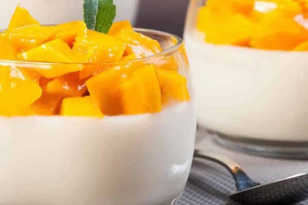 Mousse à la Vanille et Mangue Caramélisés au Thermomix : Recette Facile