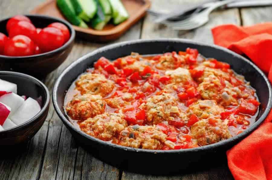 Poulet sauce tomate et poivron au Thermomix Poulet sauce tomate et poivron au Thermomix