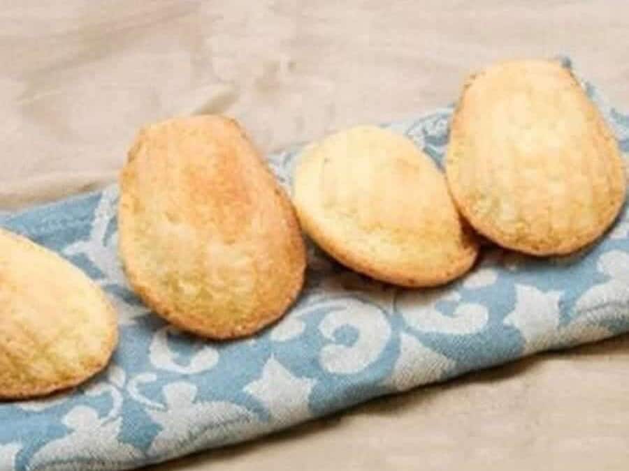 Madeleines au crottin de chèvre au thermomix