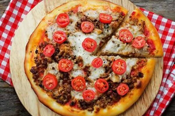 Pizza au bœuf épicé au thermomix