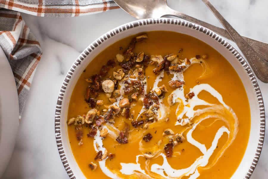 Velouté de Butternut au curry et aux noisettes au Thermomix