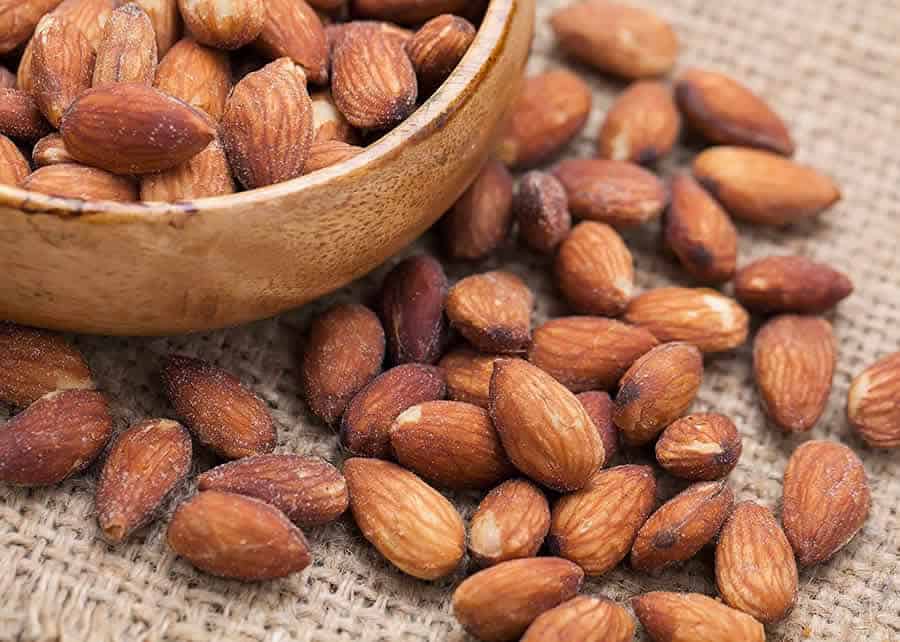 Amandes grillées salées