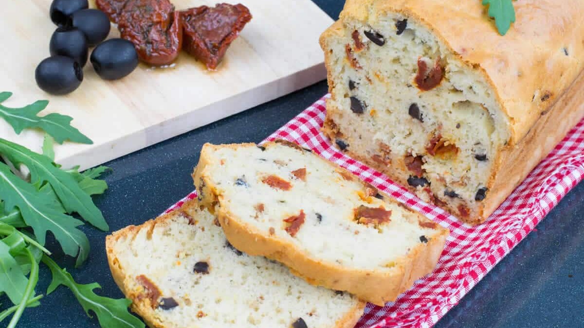 Cake olives tomates séchées au Thermomix