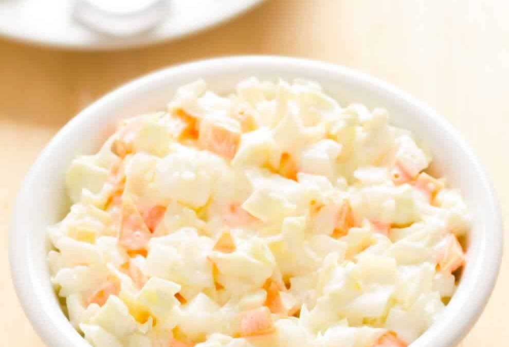 Salade coleslaw au Thermomix, parfaite pour accompagner vos grillades