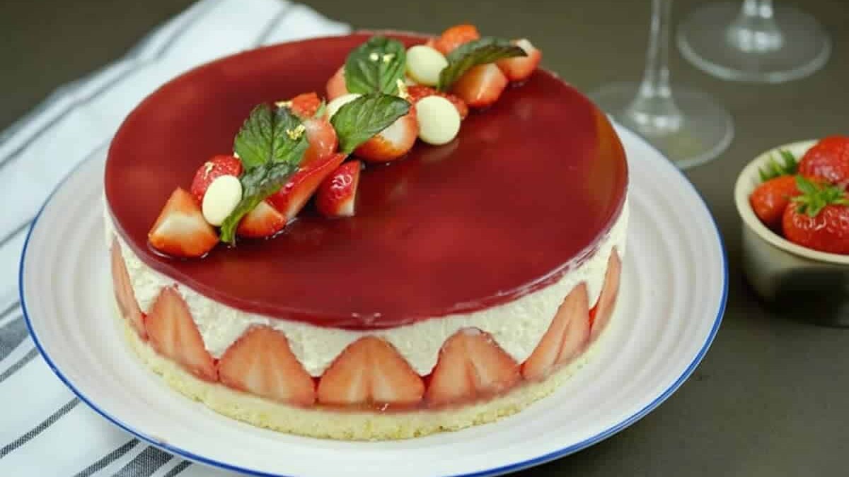 Fraisier à la crème diplomate au Thermomix : Un dessert ultra gourmand !
