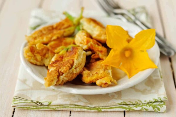 Beignets de fleurs de courgettes au Thermomix : Un délice !