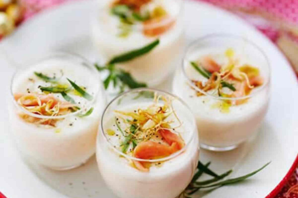 Panna Cotta au saumon fumé au Thermomix : Une entrée froide délicieuse et parfaite