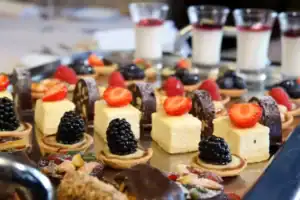 Desserts au Thermomix : le guide complet (crèmes, mousses, gâteaux, tartes, glaces) + recettes incontournables Desserts au Thermomix : le guide complet (crèmes, mousses, gâteaux, tartes, glaces) + recettes incontournables