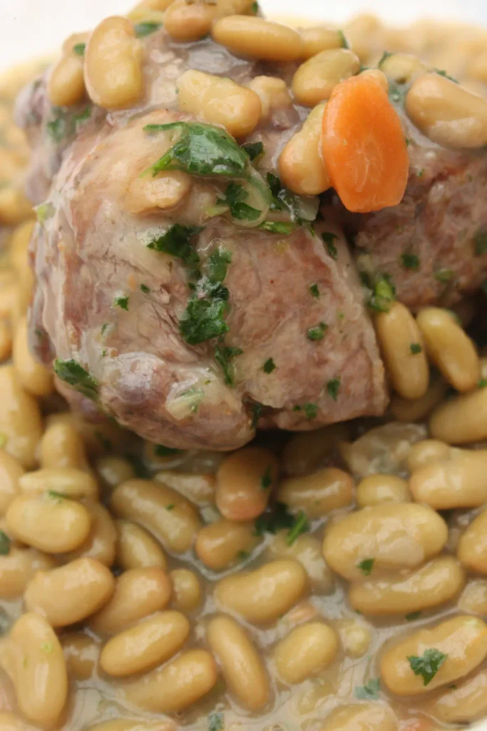 Délicieux Ragoût d'agneau aux flageolets