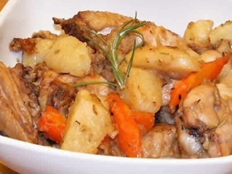 Cuisses de Poulet pommes de terre et carotte au cookeo