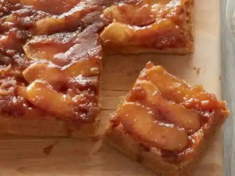 Cake caramélisé aux pommes au thermomix
