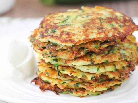 Paillassons de courgettes aux fines herbes au thermomix