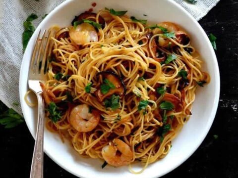 Pâtes aux crevettes champignons et soja