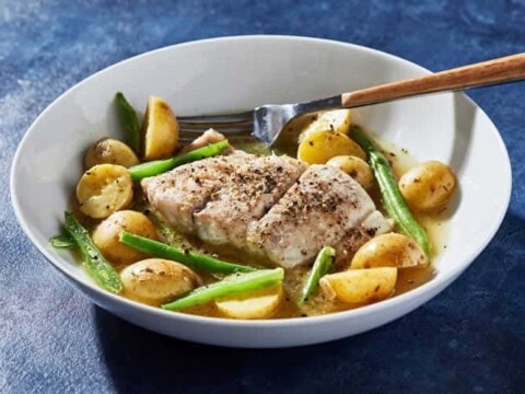 Filet de poisson avec pommes de terre et haricots au cookeo