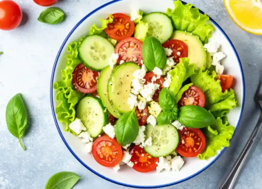 salade de tomates avocat et concombre