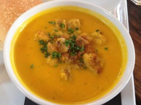 Soupe de carottes au pain au thermomix