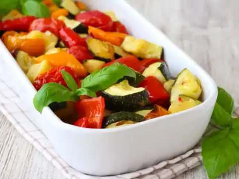 Poêlée de courgettes poivrons et tomates