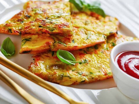 Frittata italienne de courgettes et poireaux