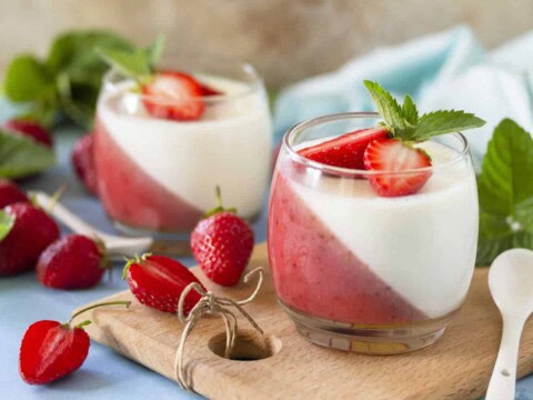 Panna cotta à la fraises et vanille