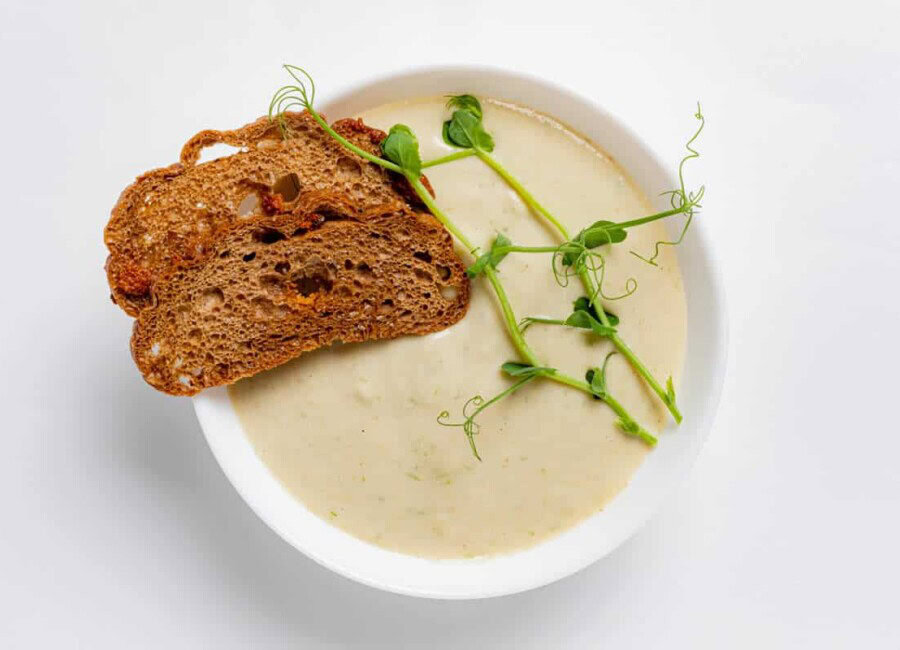 Velouté végétalien de chou-fleur