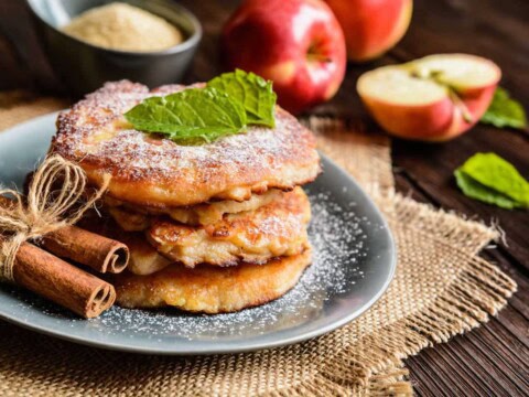 Pancakes moelleux avec 1 pomme