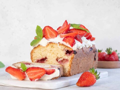 Quatre-quarts aux fraises