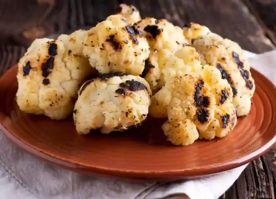 Chou-fleur grillé au barbecue