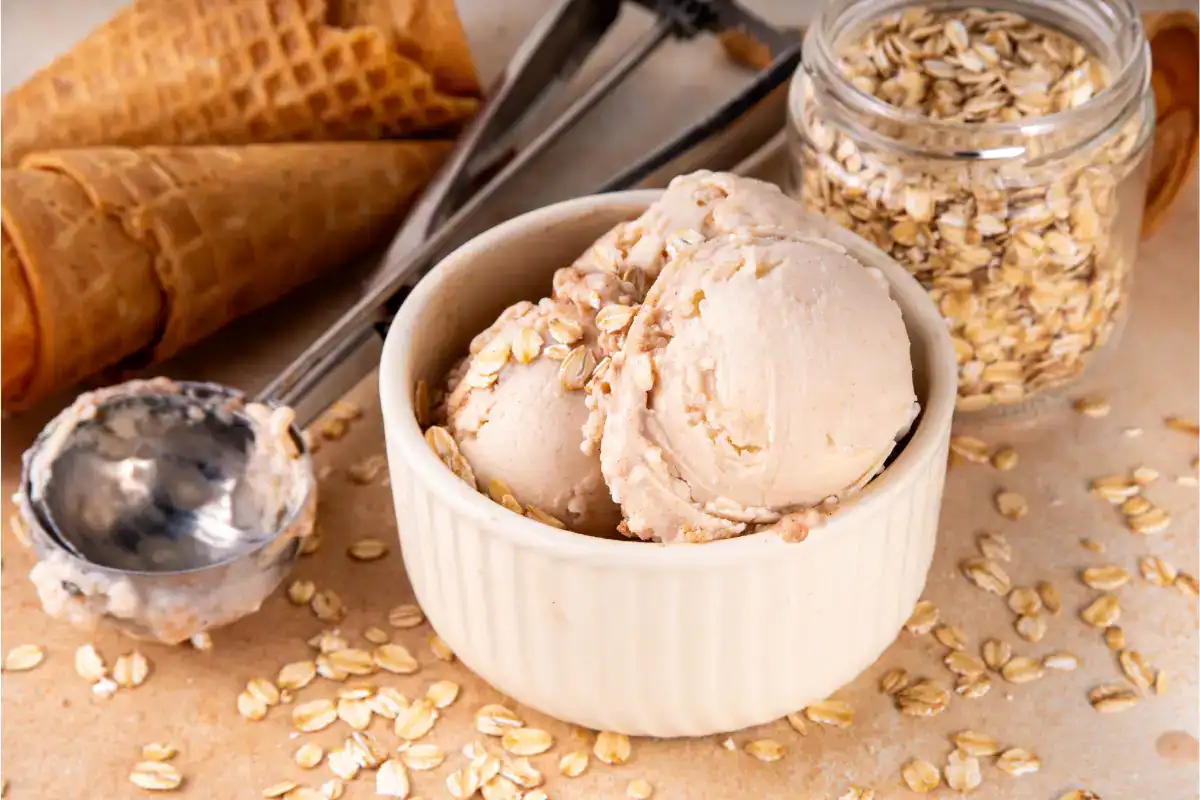 Crème glacée végétalienne avoine