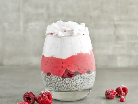 pudding de chia aux framboises