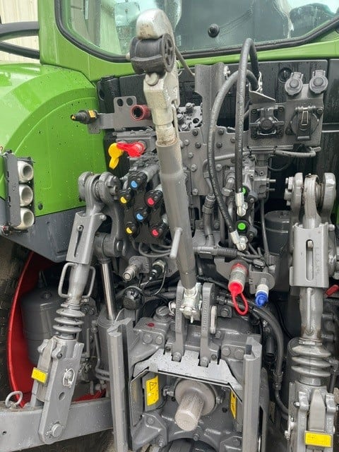 6209