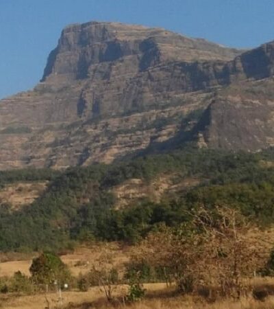 आजा पर्वत