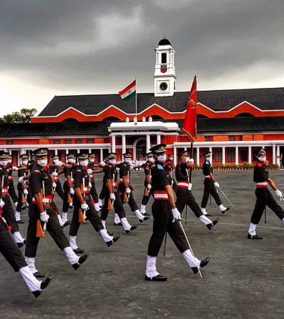 भारतीय सैन्य अकादमीमध्ये महिलांचे प्रशिक्षण सुरू