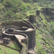 तारापूरचा किल्ला