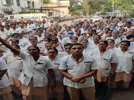 शासकीय रुग्णालयातील परिचारिकांचा संप सुरूच