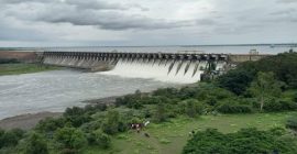 उजनी धरणाचे सर्व दरवाजे बंद