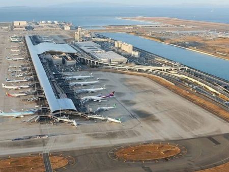 पुरंदर विमानतळाच्या भूसंपादनासाठी सातशे कोटींचा निधी मंजूर