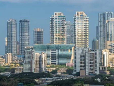 पुणे – मुंबईत घरांच्या विक्रीत घट