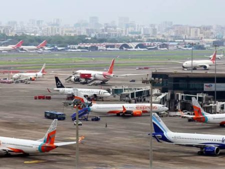 मध्यपूर्वेतील तणावामुळे सहा दिवसांत मुंबईतील सहाशे विमानउड्डाणे रद्द