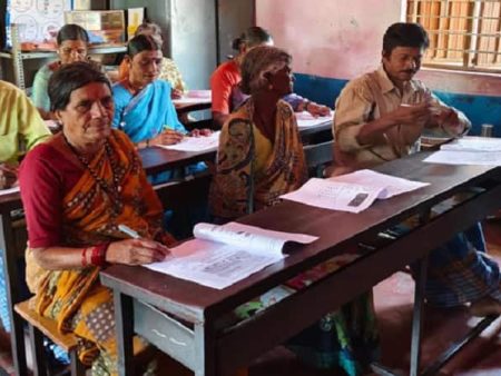 उल्लासच्या मोहिमेत आजी-आजोबांचा सहभाग